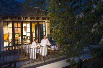 Room Service - Dining